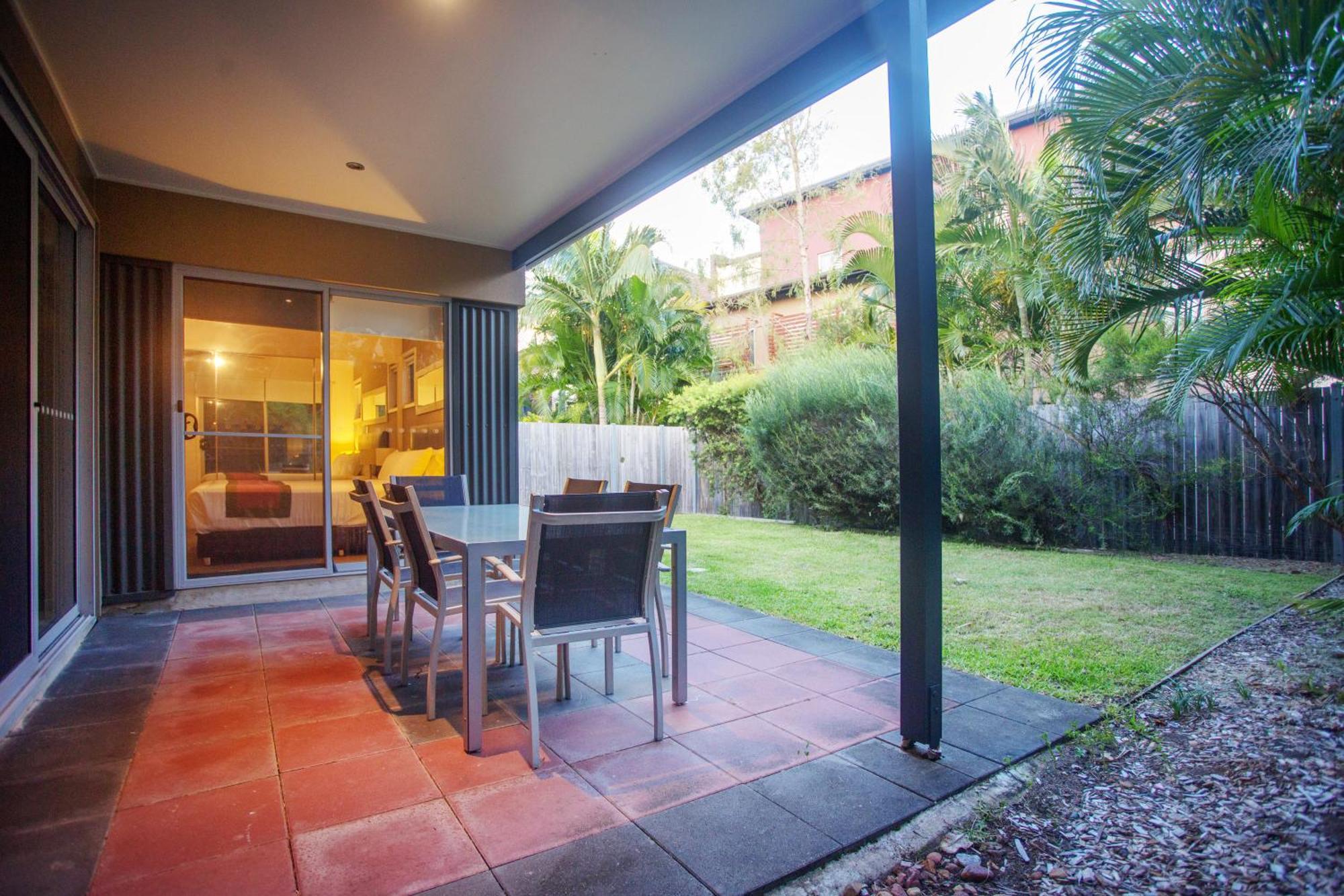 Villa Quarterdecks Retreat à Urangan Chambre photo