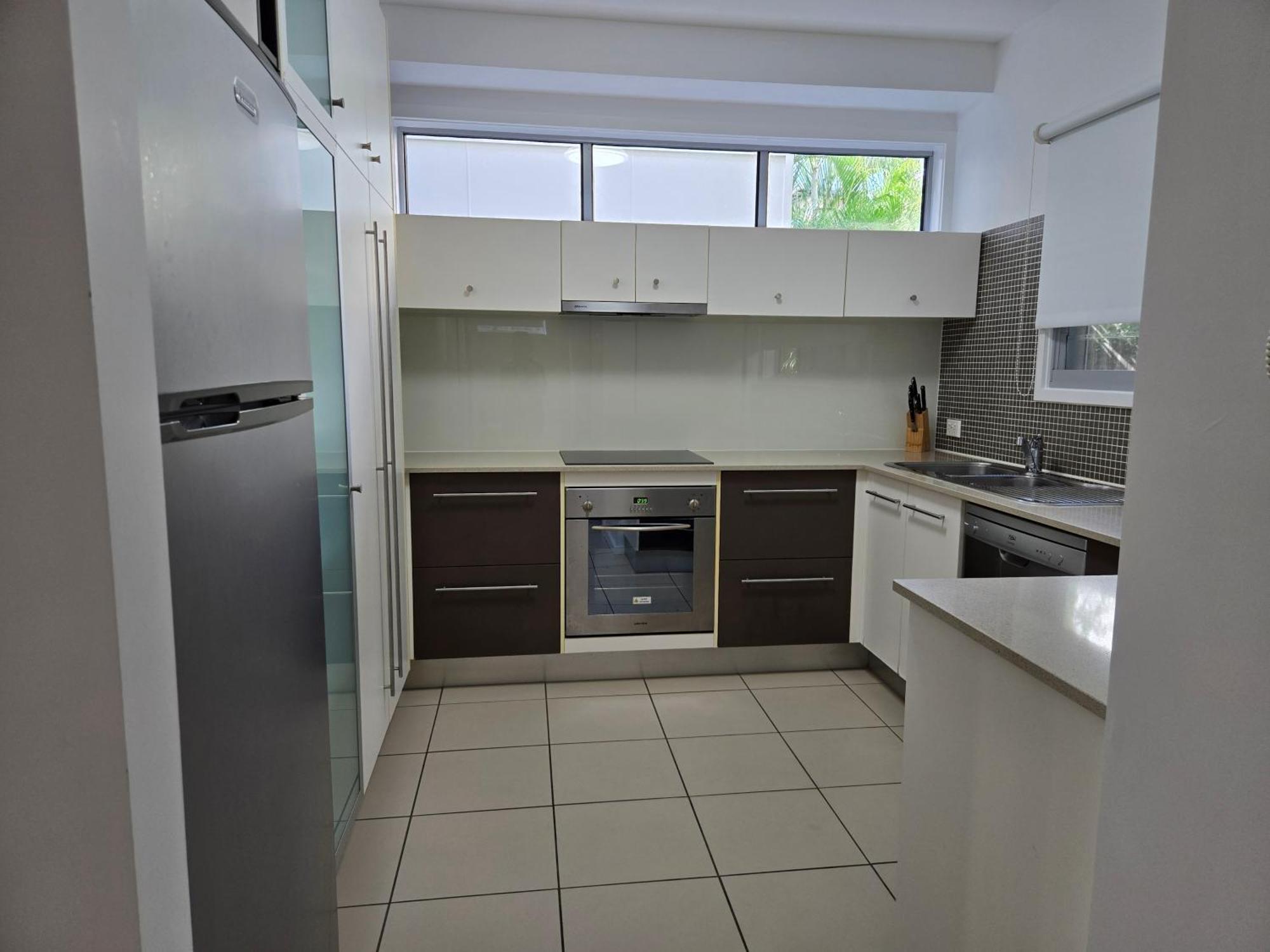 Villa Quarterdecks Retreat à Urangan Extérieur photo